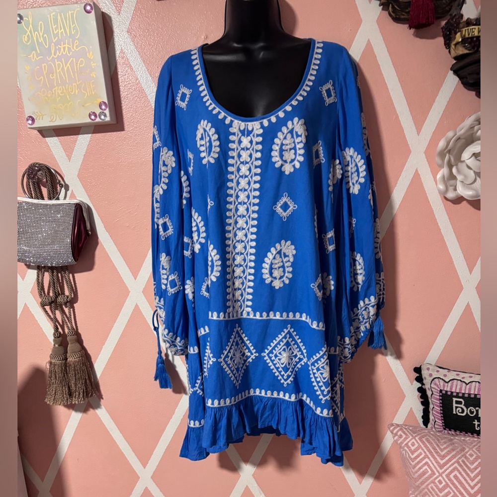 Elan Blue Dress with White Embroidery - Picture 4 of 8